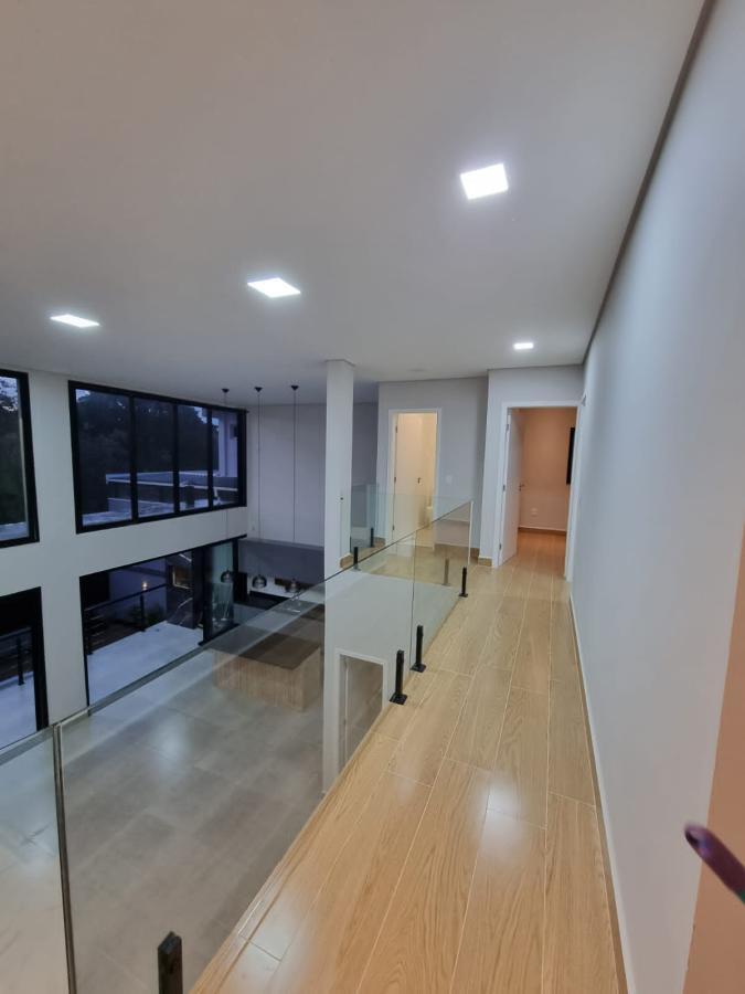 Casa de Condomínio à venda com 3 quartos, 396m² - Foto 13