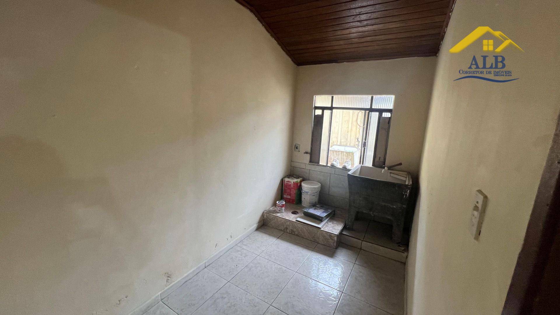 Casa para alugar com 2 quartos, 80m² - Foto 12