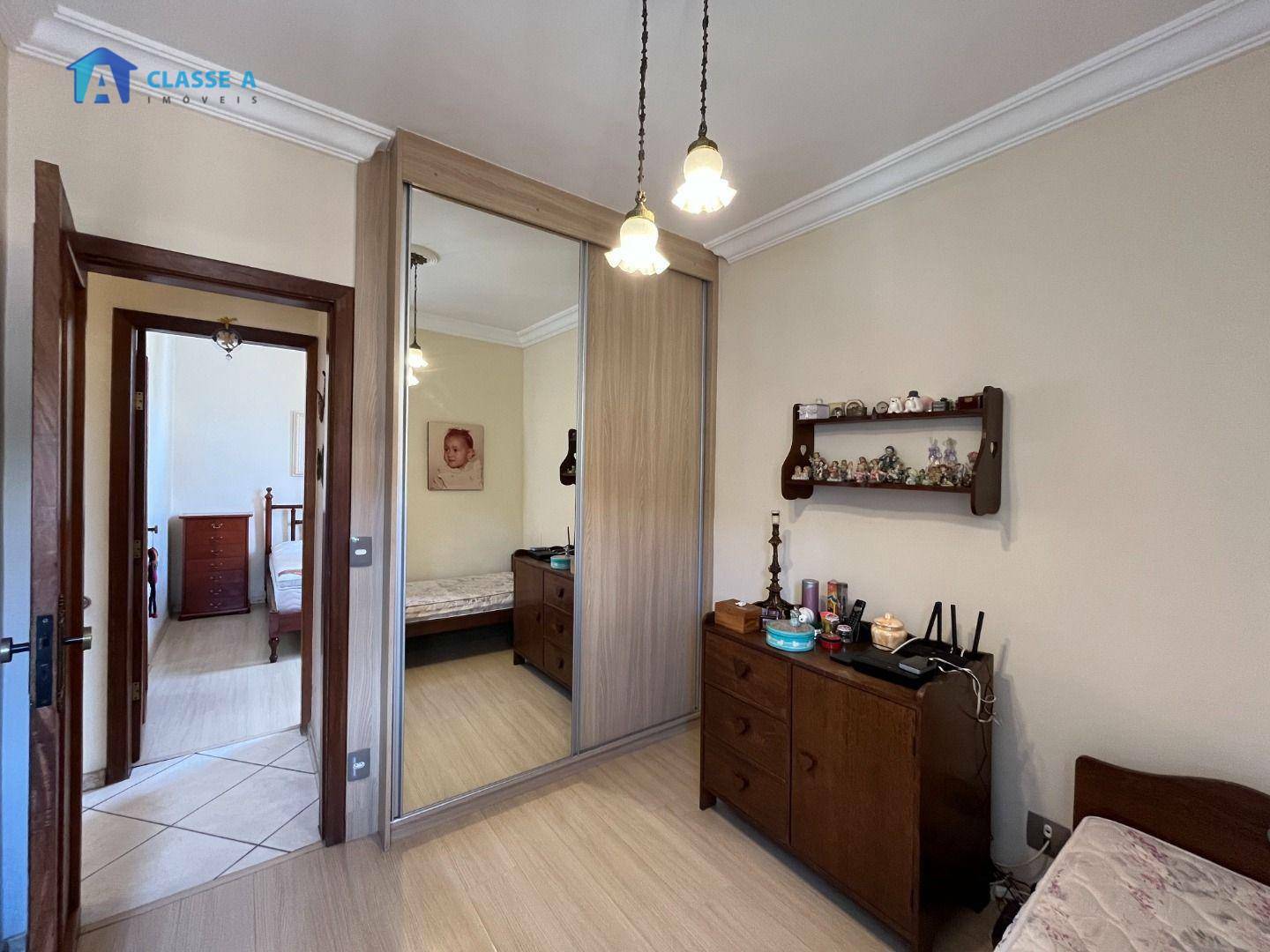 Apartamento à venda com 3 quartos, 165m² - Foto 19