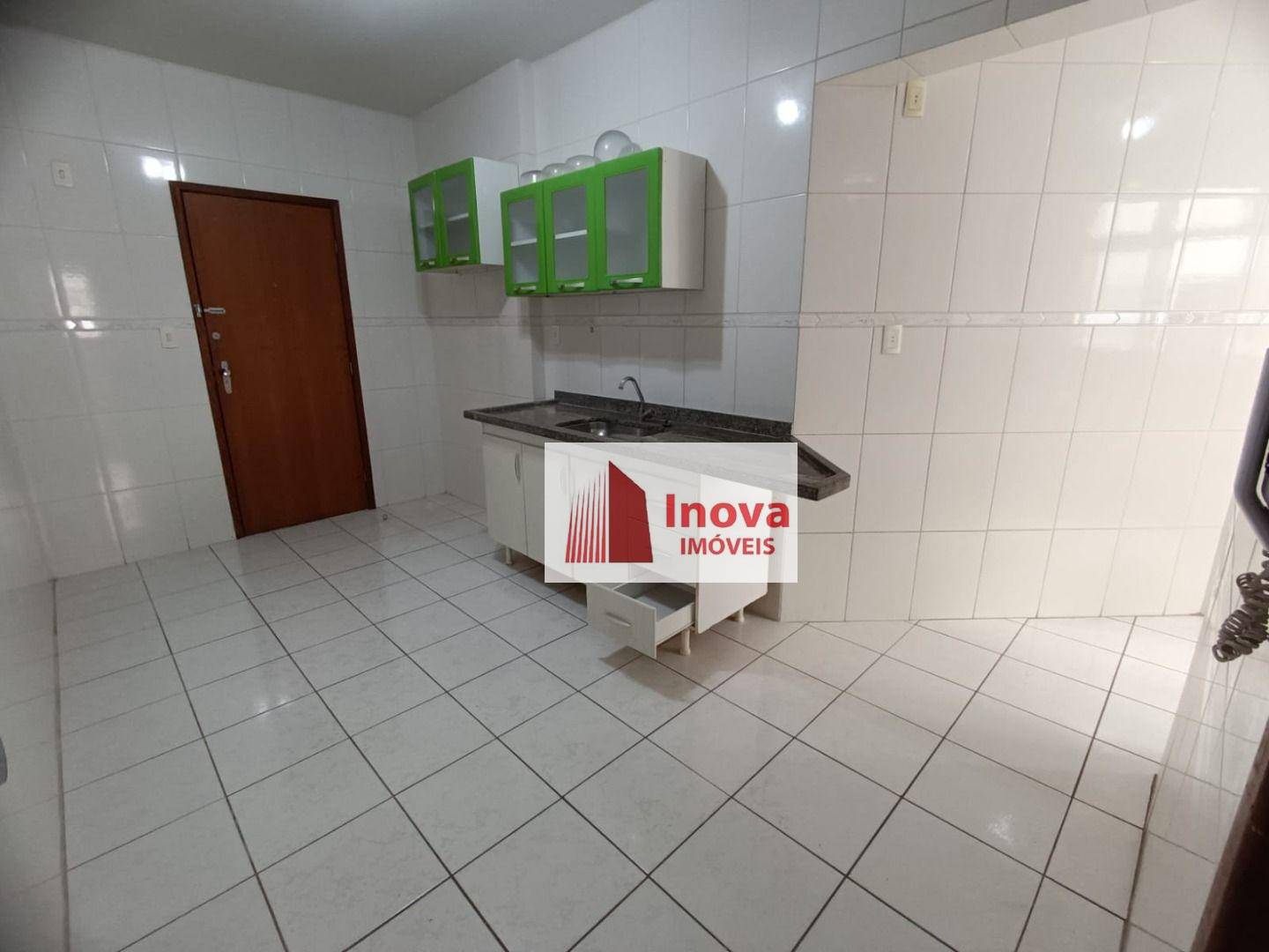 Apartamento para alugar com 3 quartos, 80m² - Foto 6