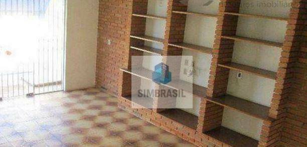 Casa à venda com 3 quartos, 200m² - Foto 3