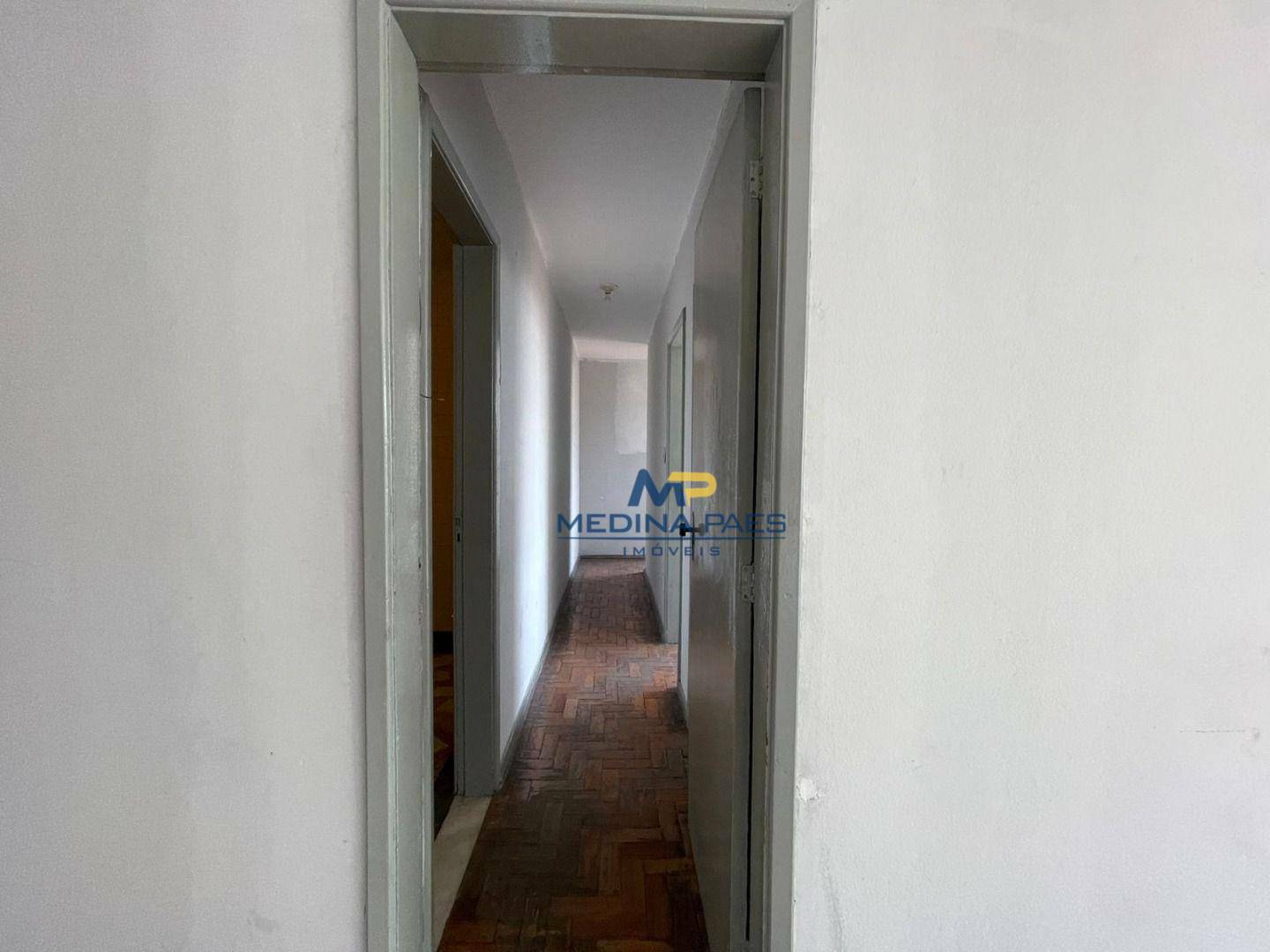 Apartamento à venda com 3 quartos, 100m² - Foto 2