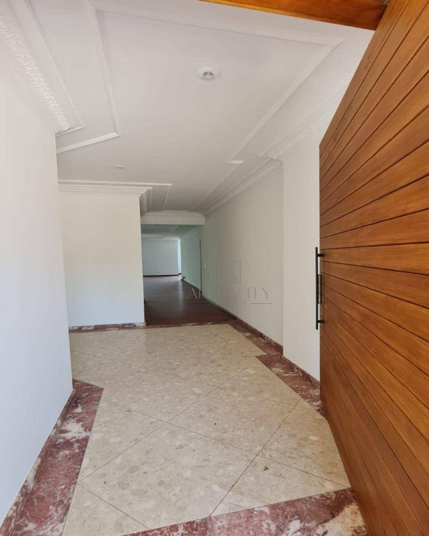 Casa de Condomínio à venda com 4 quartos, 550m² - Foto 24