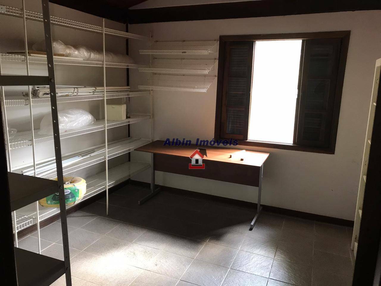 Casa à venda com 4 quartos, 120m² - Foto 15