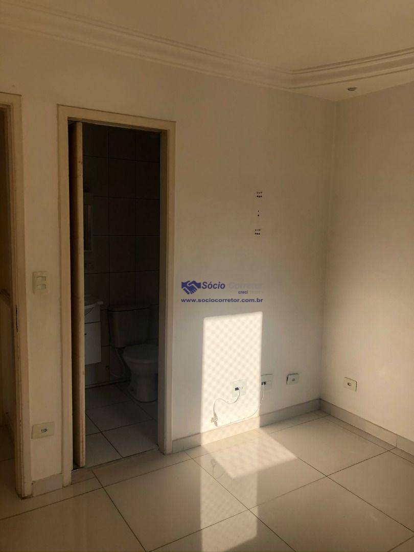 Apartamento à venda com 3 quartos, 70m² - Foto 33