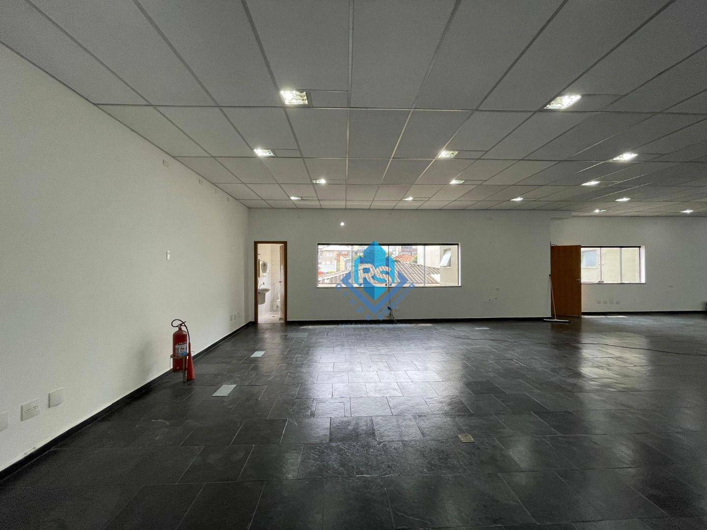 Prédio Inteiro para alugar, 1300m² - Foto 26