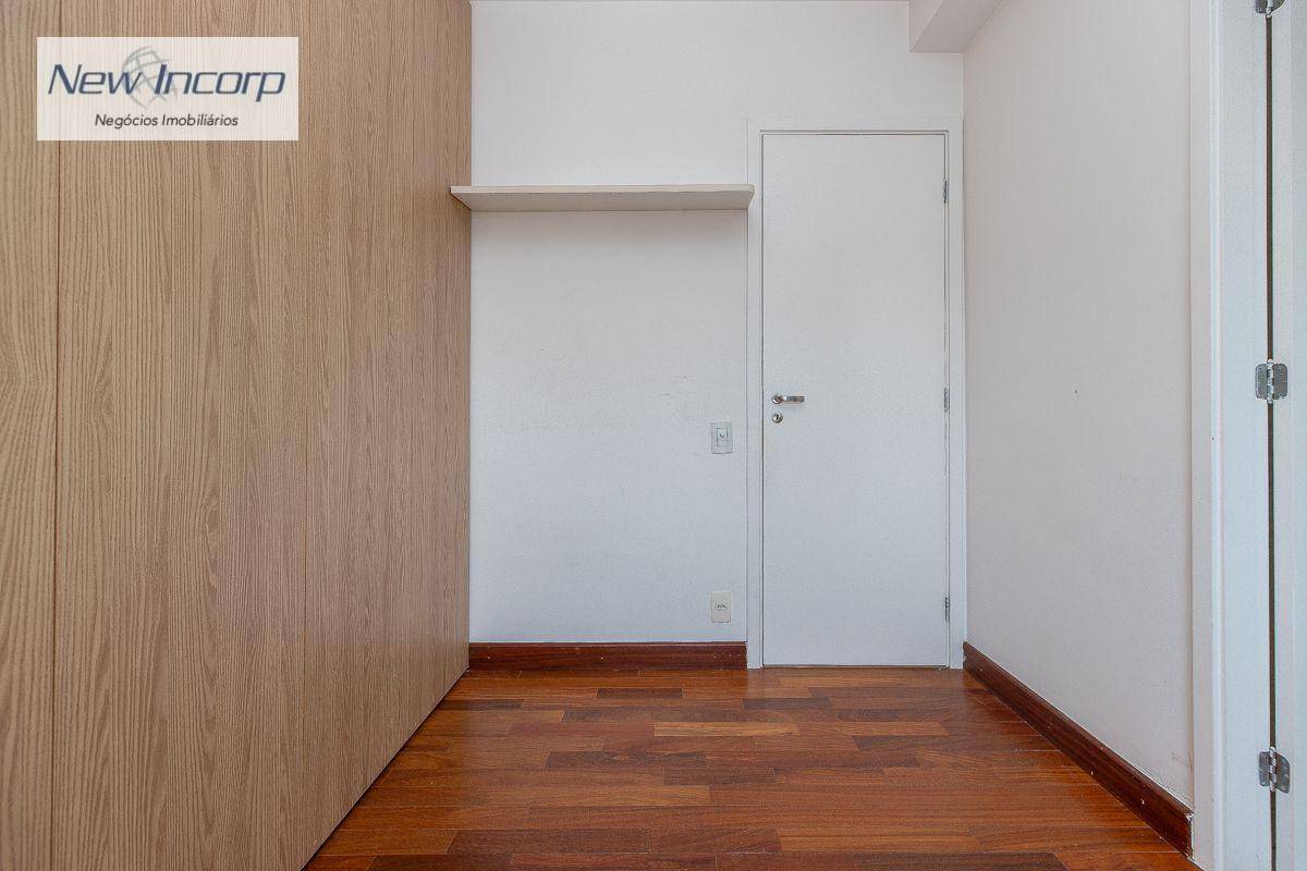 Apartamento à venda com 3 quartos, 135m² - Foto 29