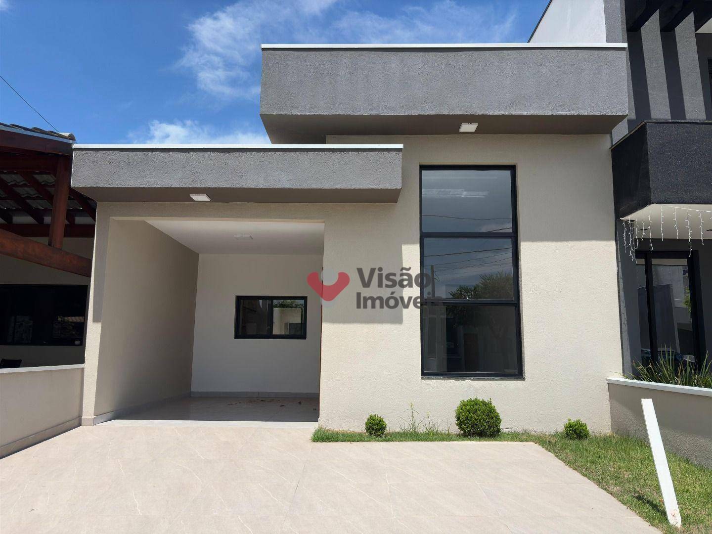 Casa de Condomínio à venda com 3 quartos, 108m² - Foto 1