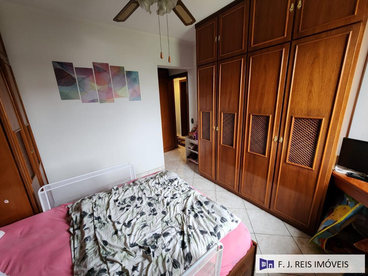 Apartamento à venda com 3 quartos, 115m² - Foto 13