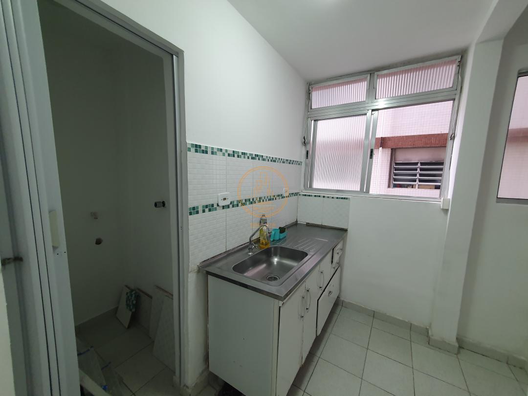 Apartamento à venda com 2 quartos, 81m² - Foto 20