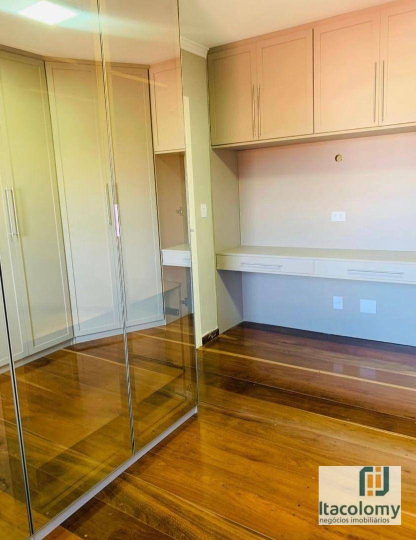 Casa de Condomínio à venda com 4 quartos, 380m² - Foto 15