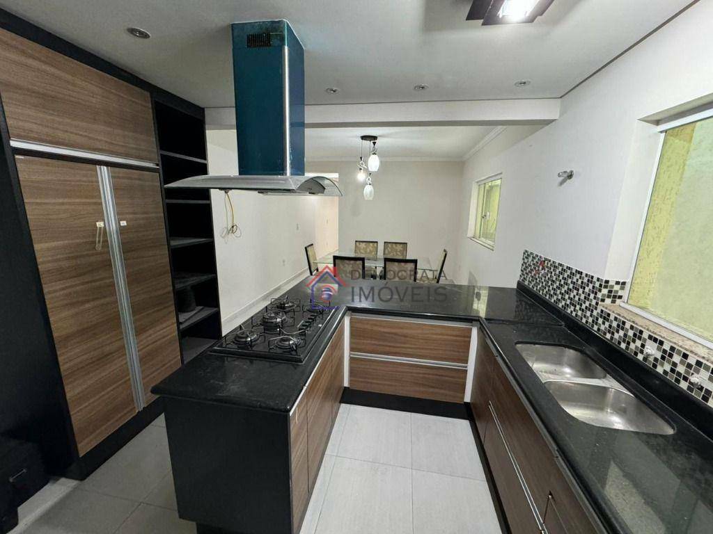 Sobrado à venda com 4 quartos, 264m² - Foto 5