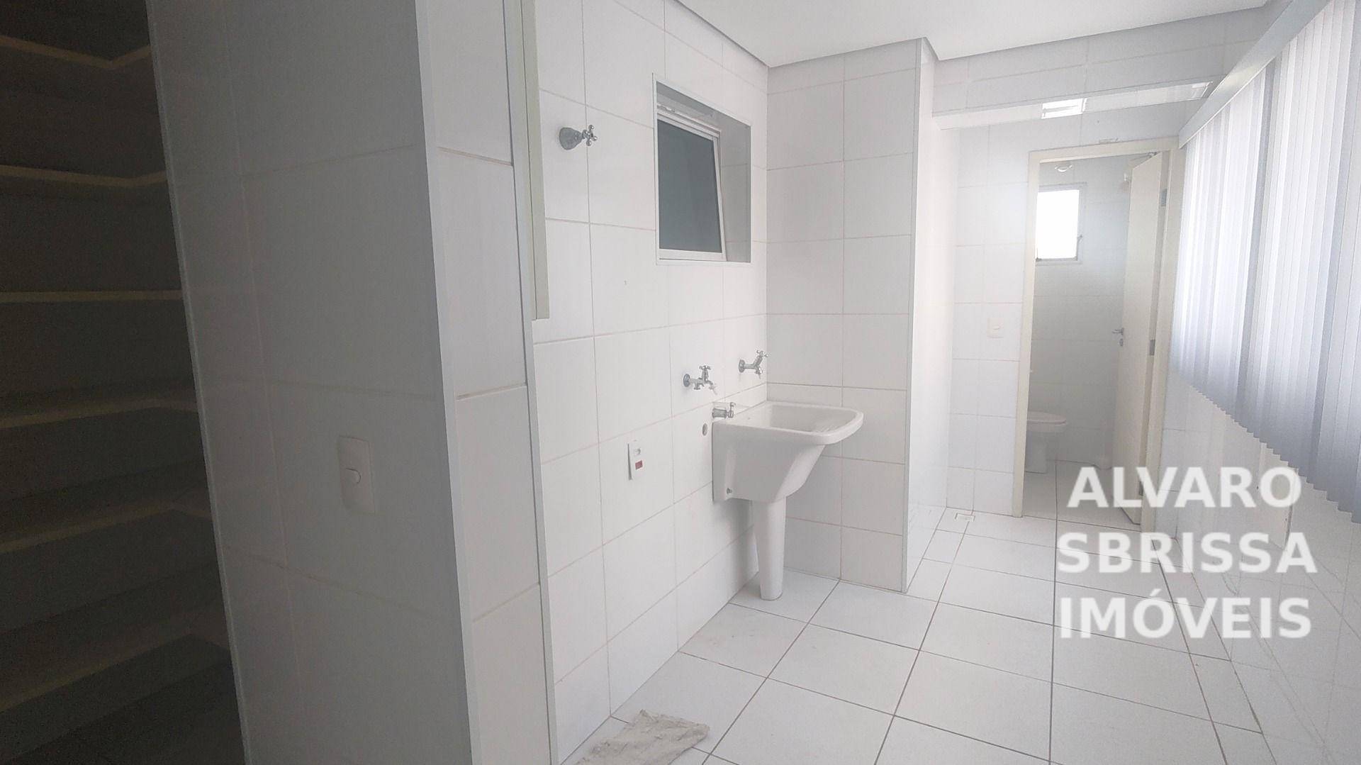 Apartamento para alugar com 3 quartos, 134m² - Foto 7