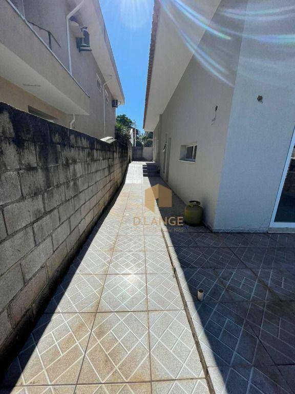 Casa de Condomínio à venda com 3 quartos, 219m² - Foto 43