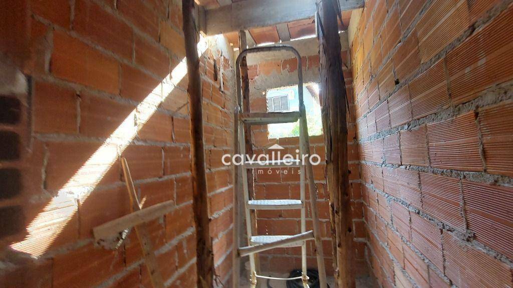 Casa à venda com 3 quartos, 96m² - Foto 8