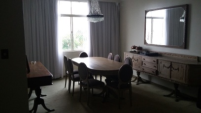 Apartamento à venda com 3 quartos, 187m² - Foto 2