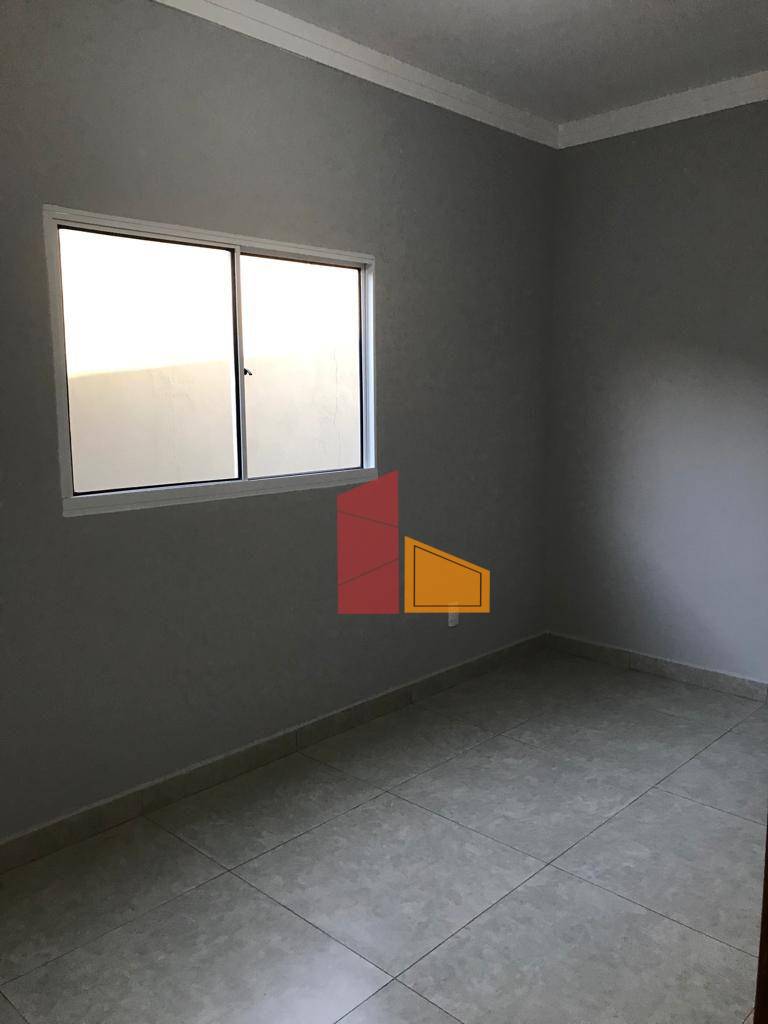 Casa à venda com 2 quartos, 60m² - Foto 8