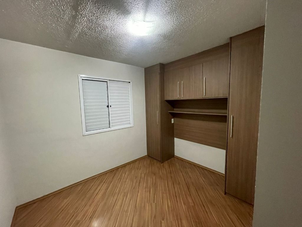 Apartamento à venda com 2 quartos, 49m² - Foto 2