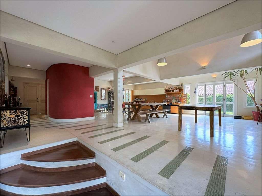 Casa à venda com 3 quartos, 308m² - Foto 7