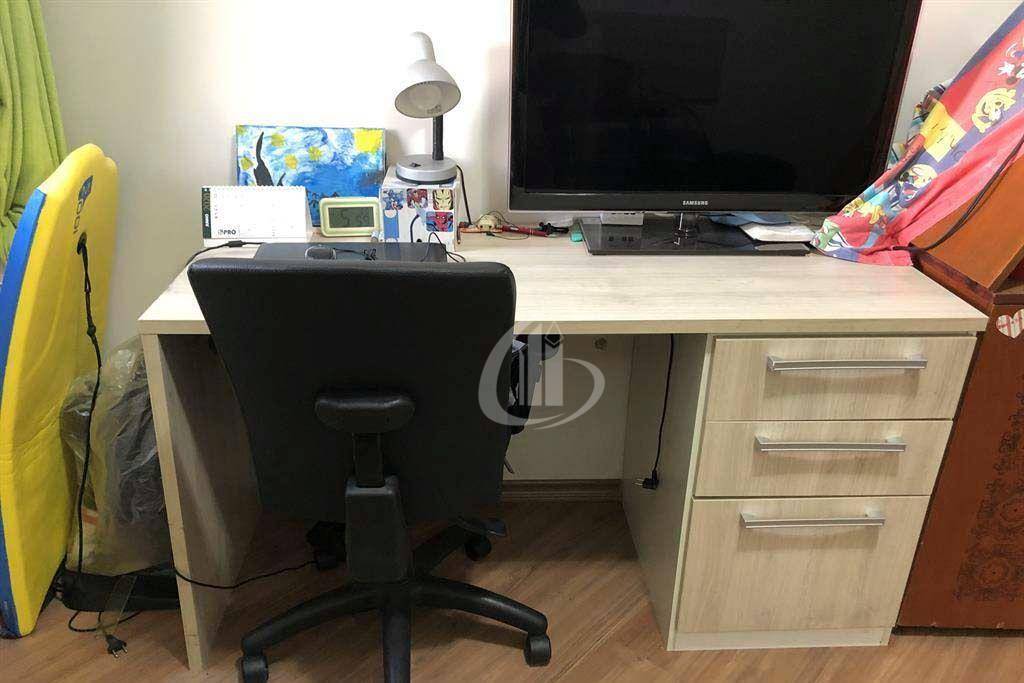 Apartamento à venda com 2 quartos, 60m² - Foto 19