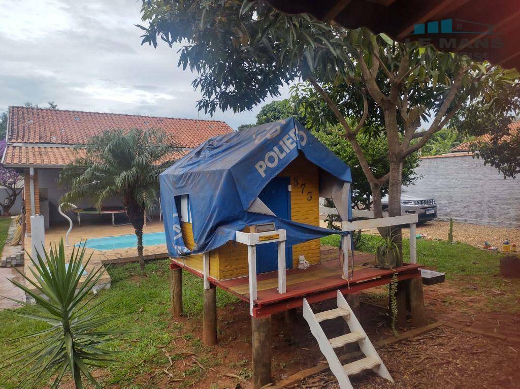 Casa à venda com 2 quartos, 200m² - Foto 13