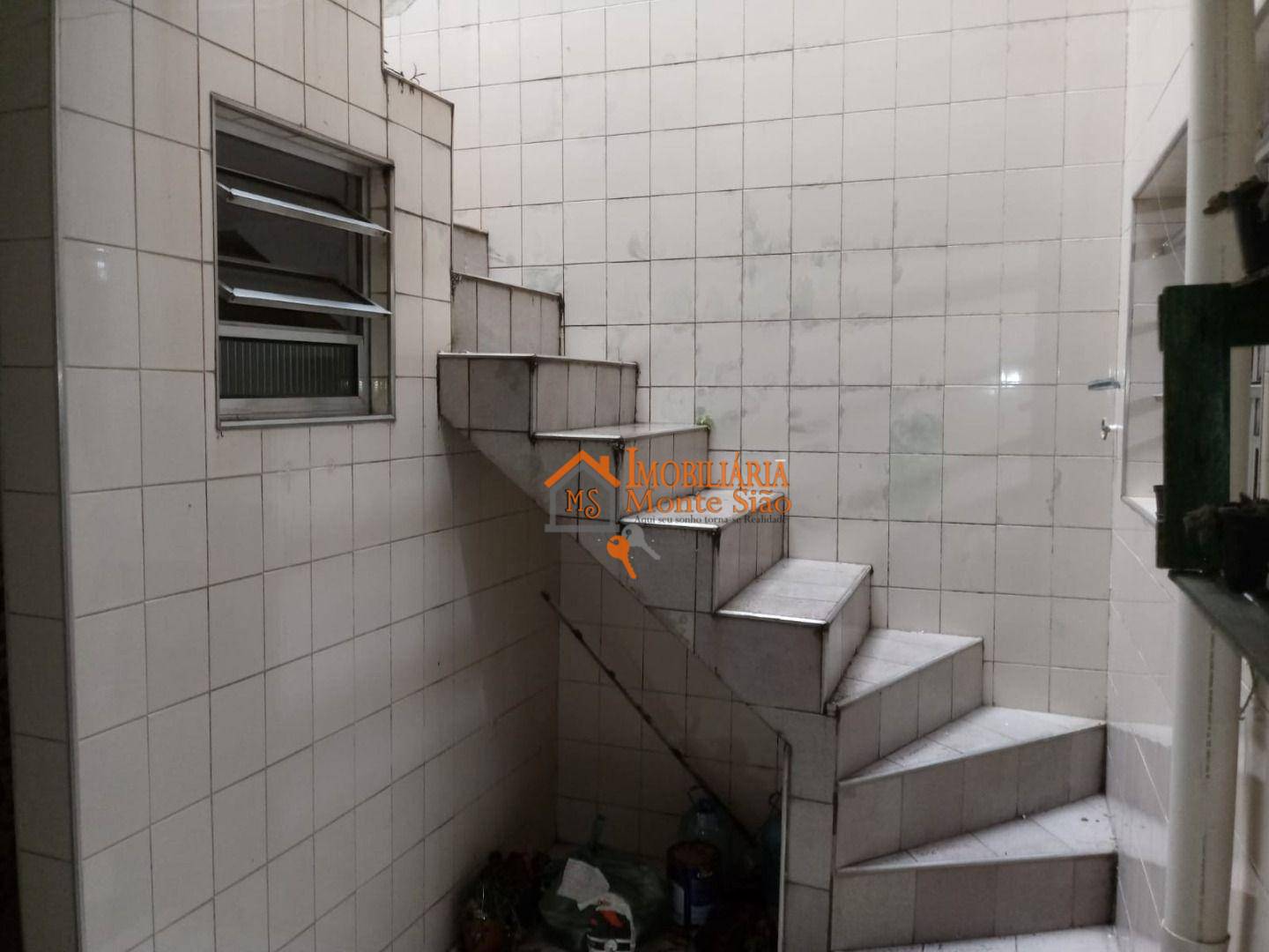 Sobrado à venda com 2 quartos, 150M2 - Foto 9