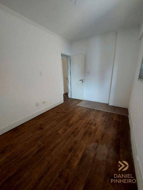 Apartamento à venda com 3 quartos, 101m² - Foto 22