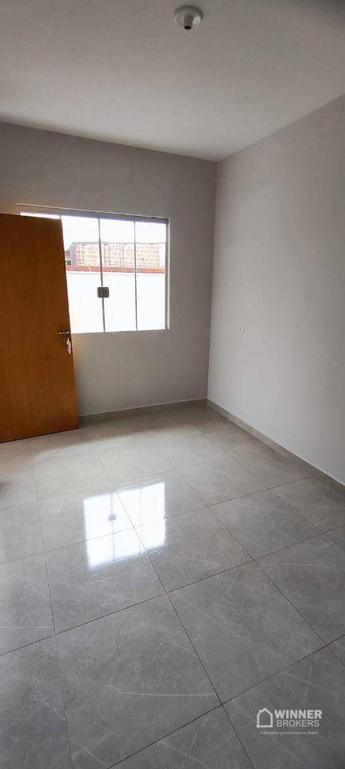 Casa à venda com 2 quartos, 70m² - Foto 8