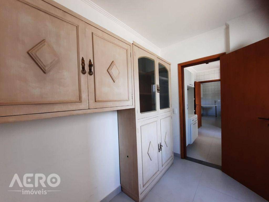 Apartamento à venda e aluguel com 3 quartos, 150m² - Foto 9