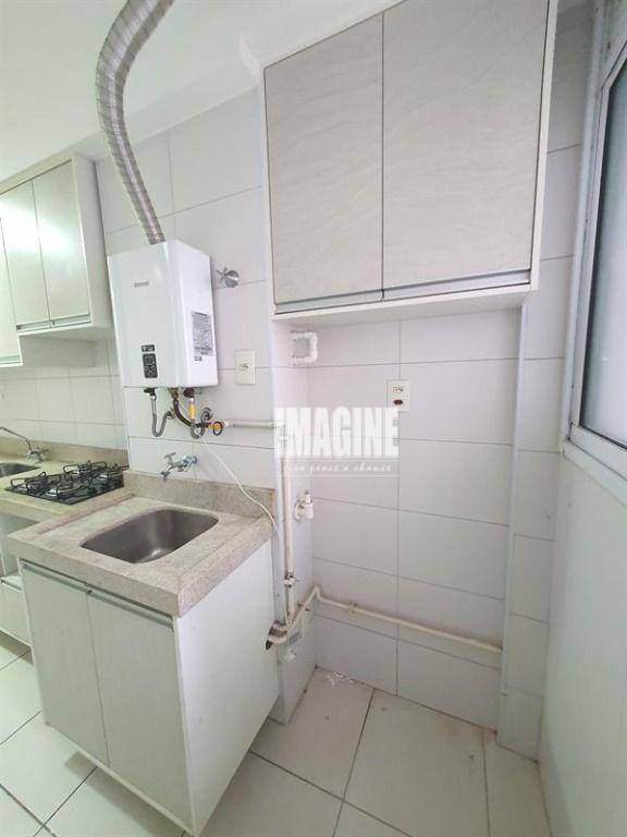 Apartamento à venda com 2 quartos, 60m² - Foto 8