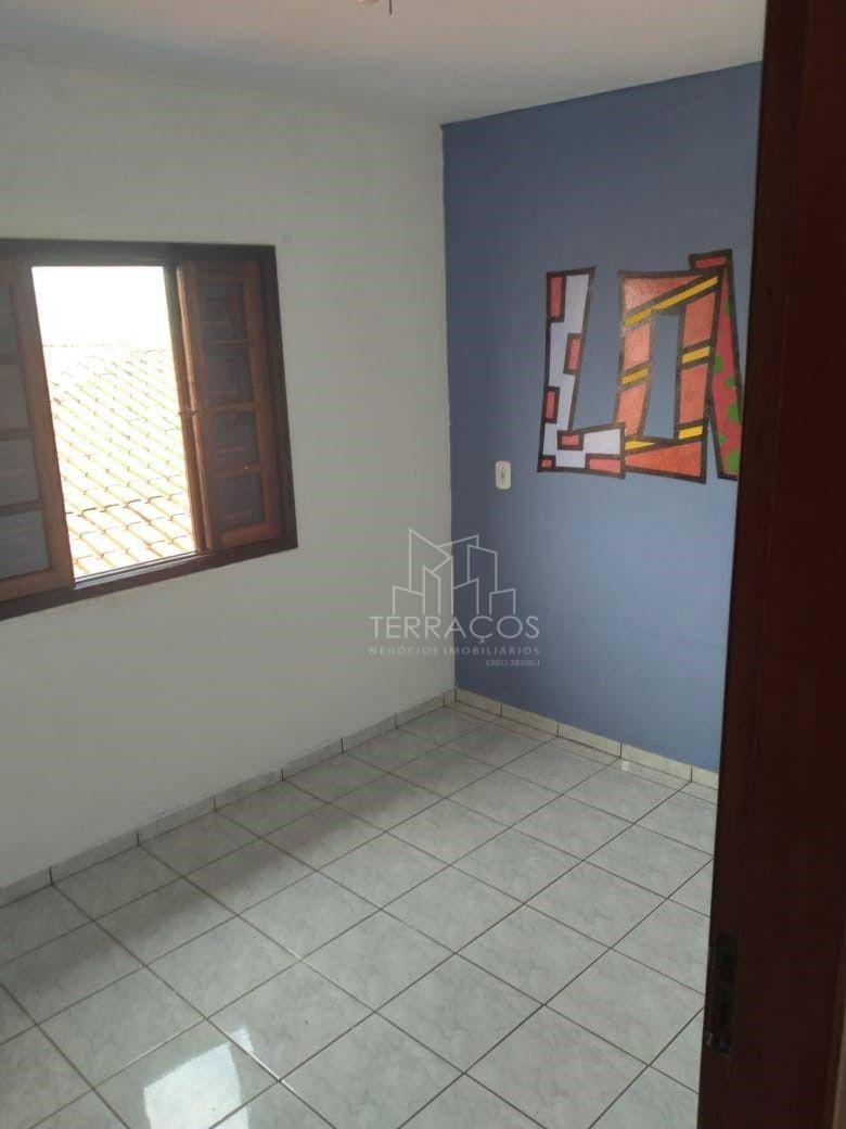 Casa à venda com 4 quartos, 180m² - Foto 6