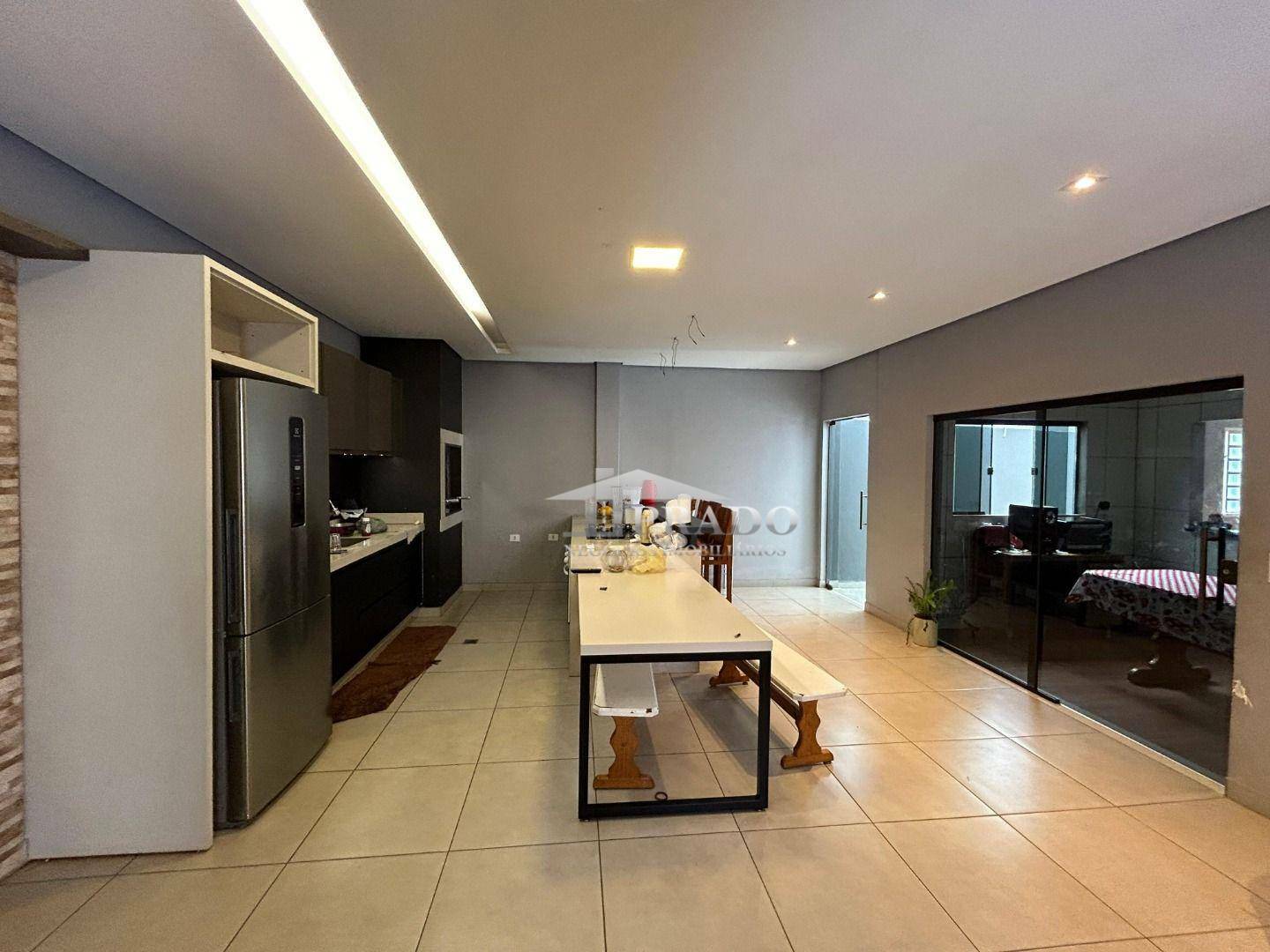 Casa à venda com 3 quartos, 227m² - Foto 13