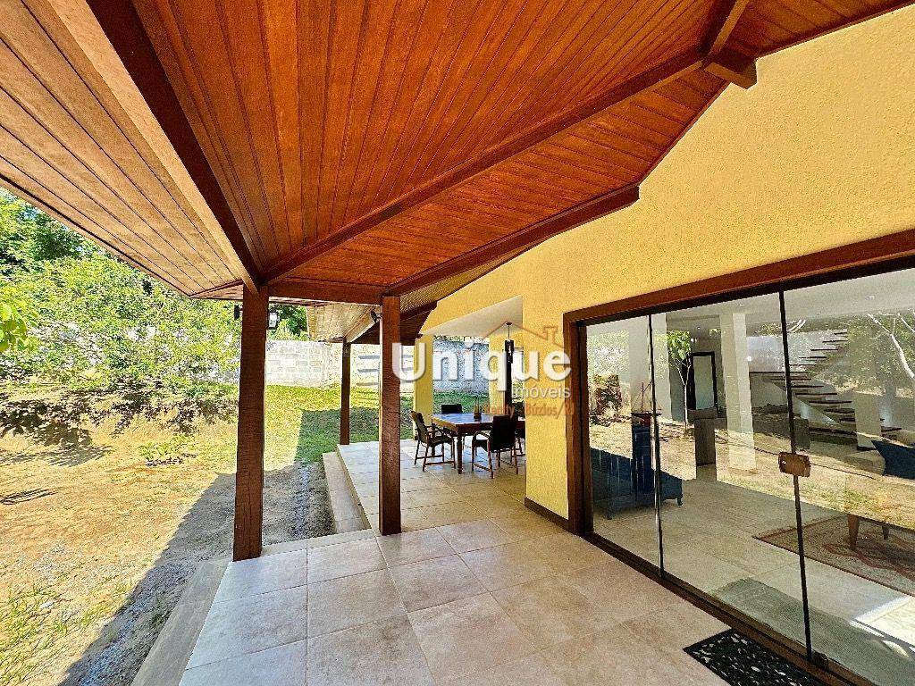 Casa à venda com 4 quartos, 500m² - Foto 17