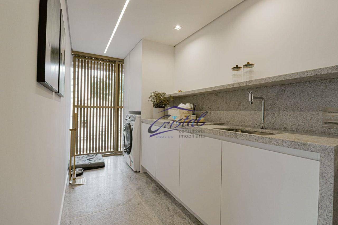 Apartamento à venda com 4 quartos, 193m² - Foto 8