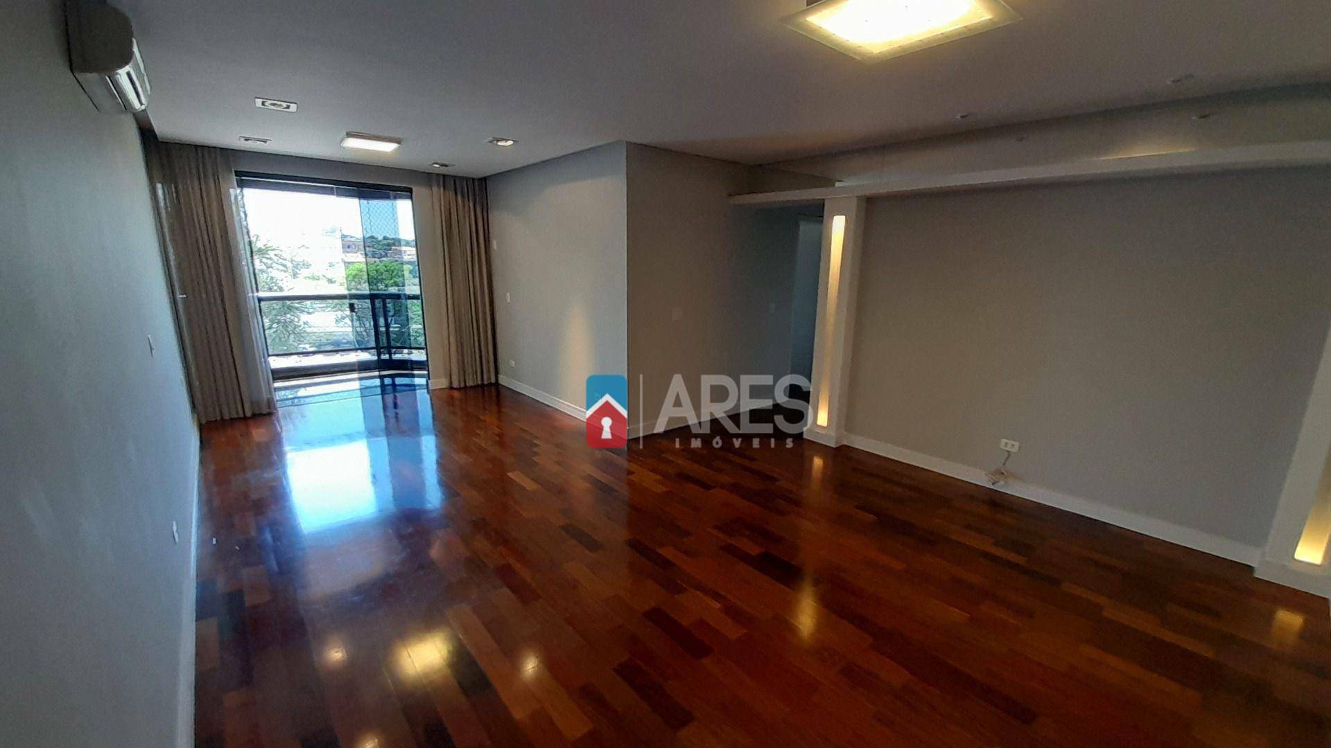 Apartamento à venda com 3 quartos, 110m² - Foto 1