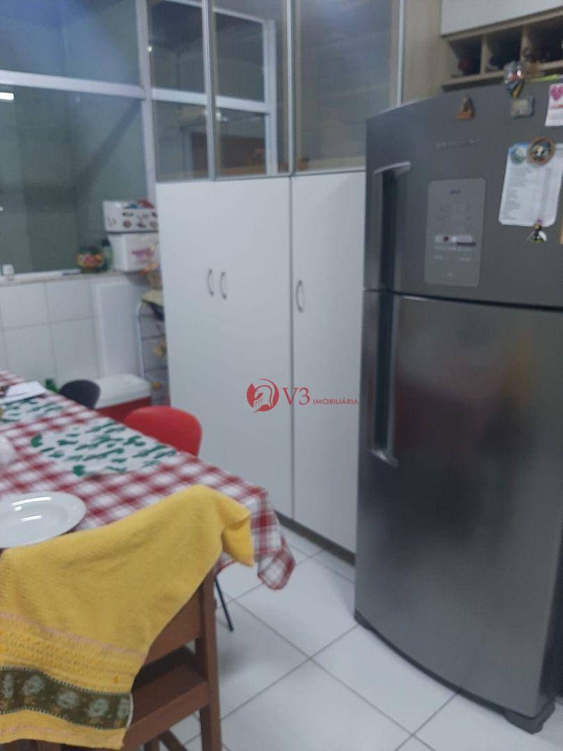 Sobrado à venda com 3 quartos, 116m² - Foto 12