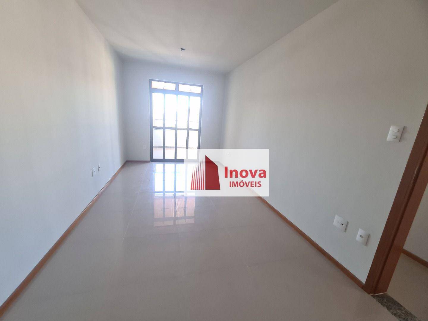 Apartamento à venda com 2 quartos, 110m² - Foto 7