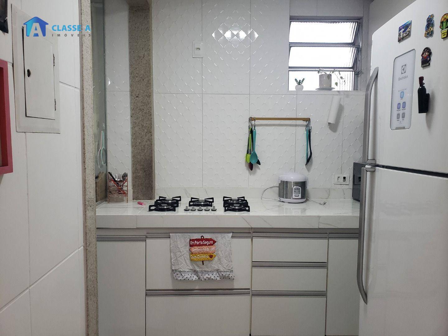 Apartamento à venda com 2 quartos, 75m² - Foto 19