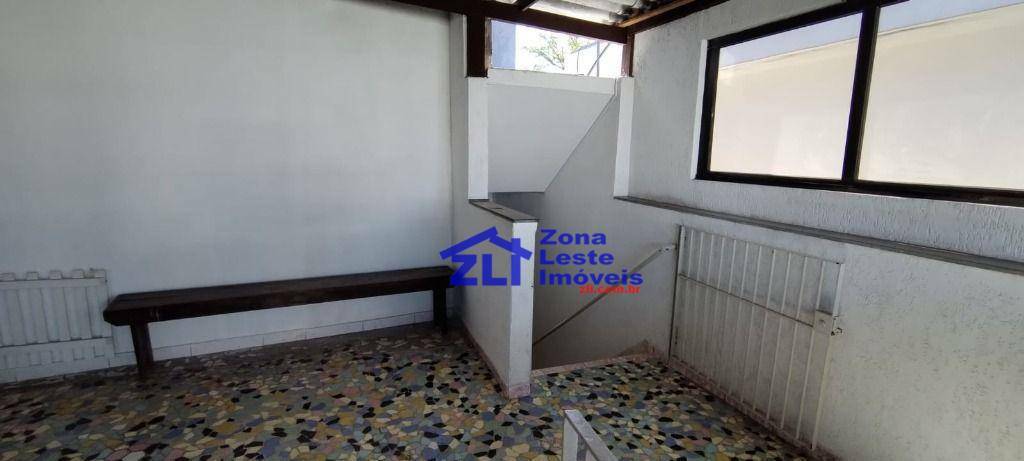 Casa à venda e aluguel com 3 quartos, 100m² - Foto 22