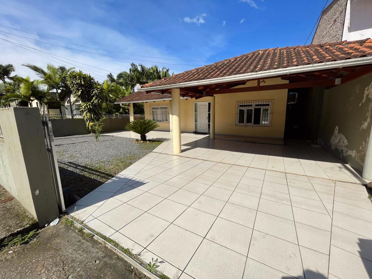 Casa à venda com 4 quartos - Foto 2