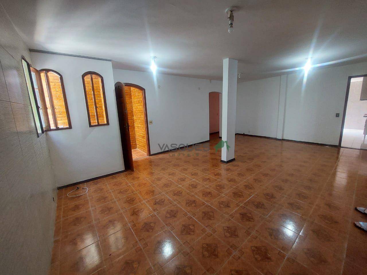 Casa para alugar com 4 quartos, 110m² - Foto 5