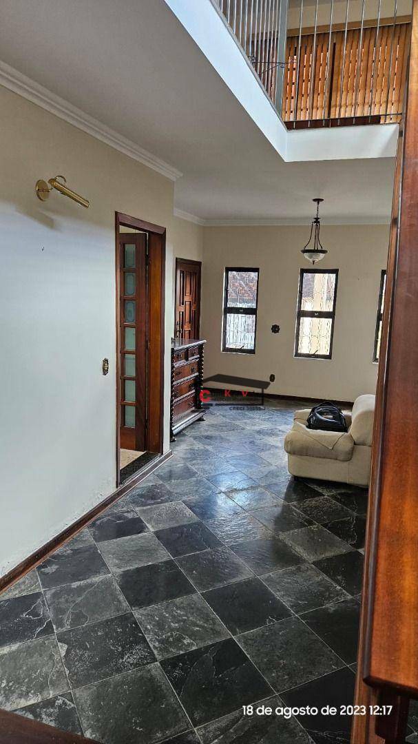 Sobrado à venda com 4 quartos, 200m² - Foto 6