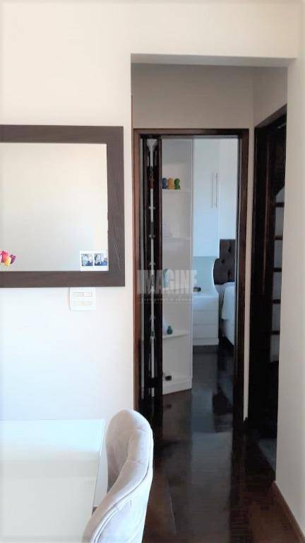 Apartamento à venda com 2 quartos, 54m² - Foto 12