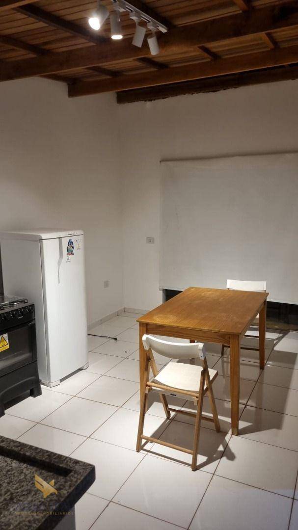 Casa à venda com 3 quartos, 150m² - Foto 10