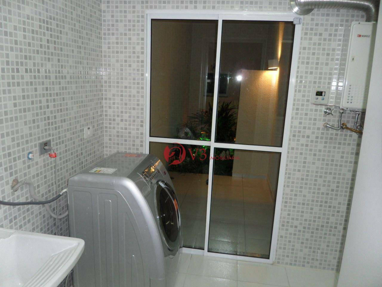 Sobrado à venda com 3 quartos, 350m² - Foto 17