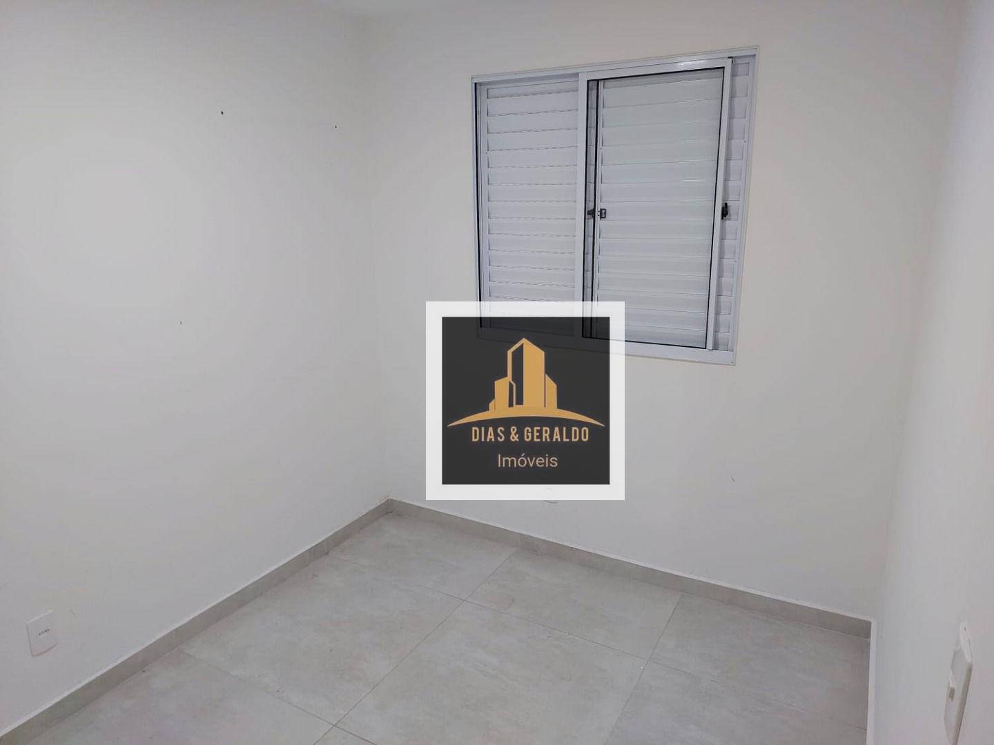 Apartamento para alugar com 2 quartos, 40m² - Foto 10