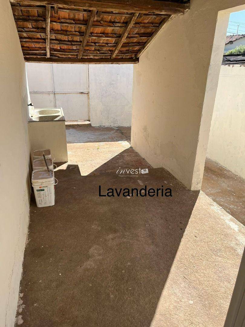 Casa à venda com 3 quartos, 75m² - Foto 8