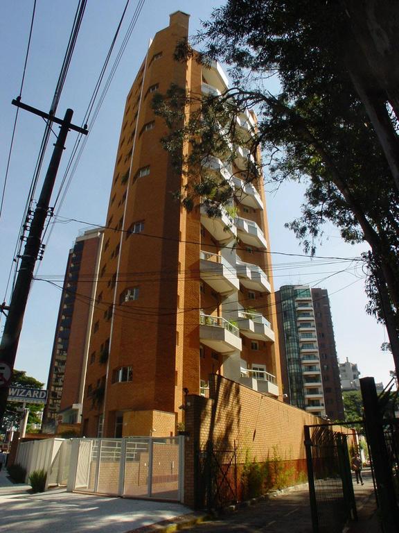 Apartamento à venda com 4 quartos, 365m² - Foto 1