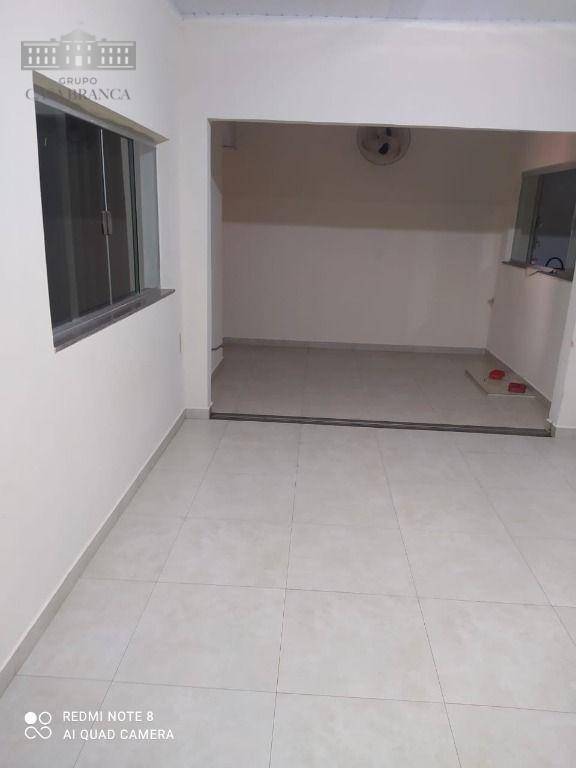 Casa à venda com 4 quartos, 191m² - Foto 9