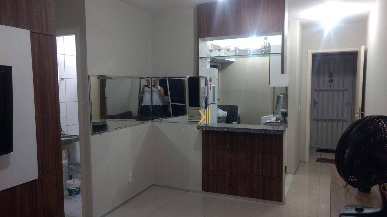 Apartamento à venda com 2 quartos, 51m² - Foto 4